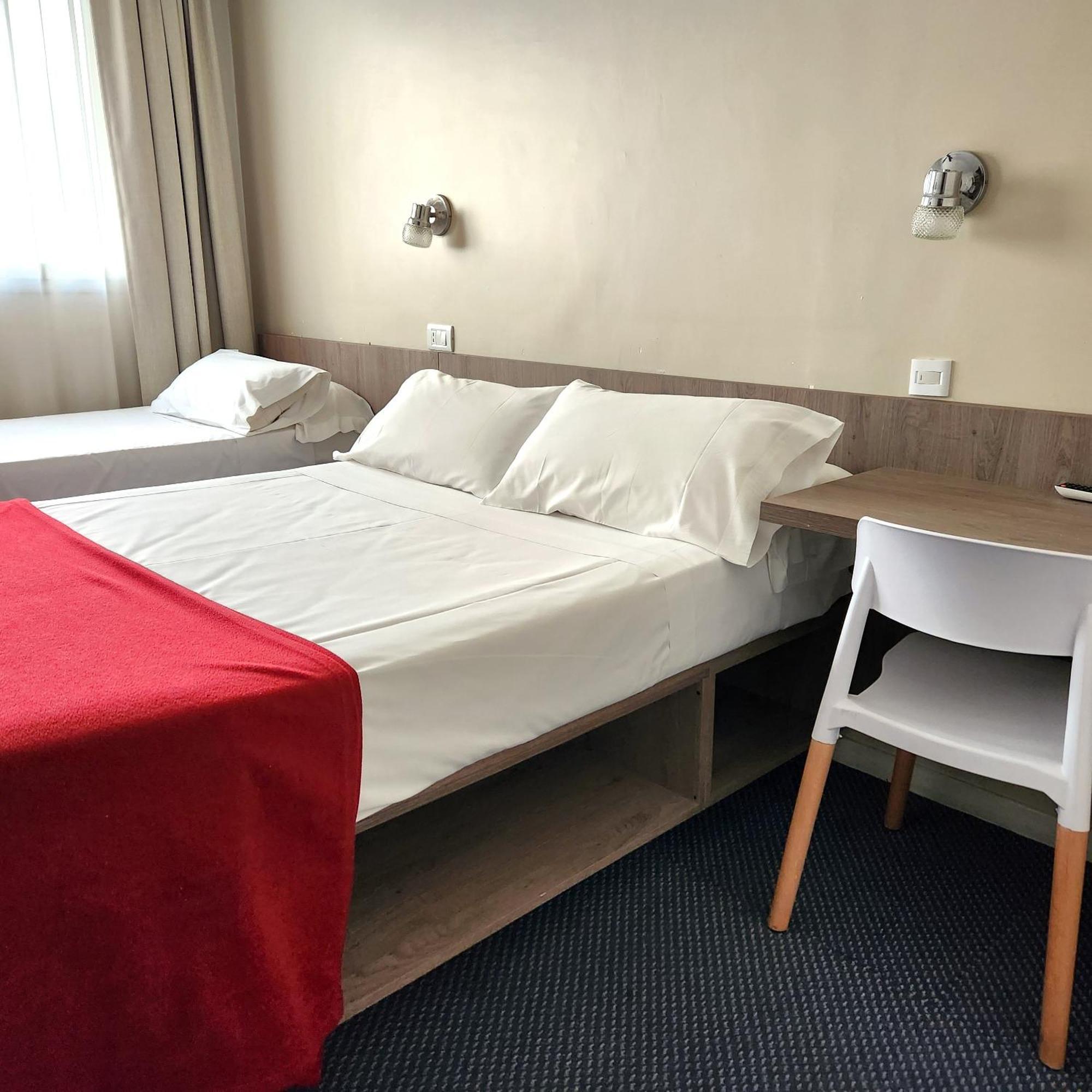 Hotel Arcos มาร์เดลปลาตา ภายนอก รูปภาพ